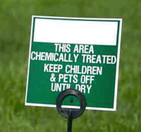 chemical lawn fertilizer sign