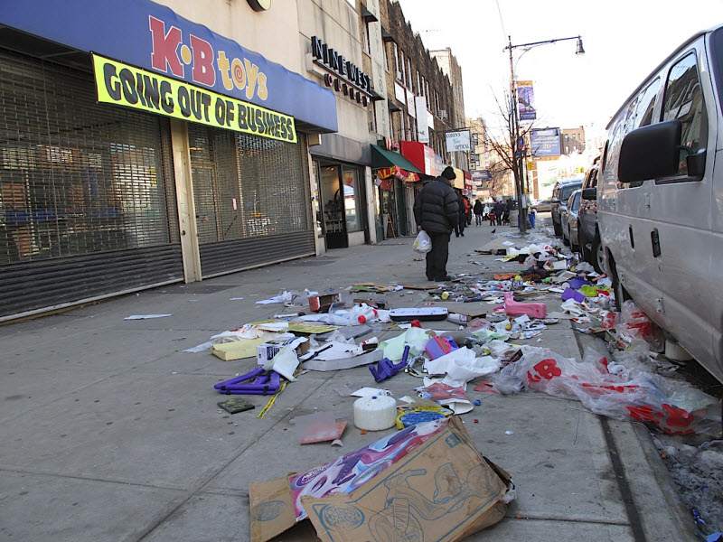 KB Toys goes out of business leaving garbage on the streets