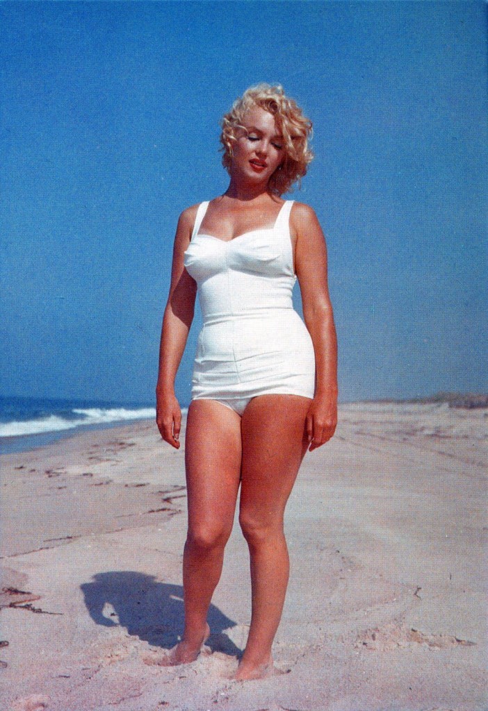 marilyn_monroe_beach_breeze