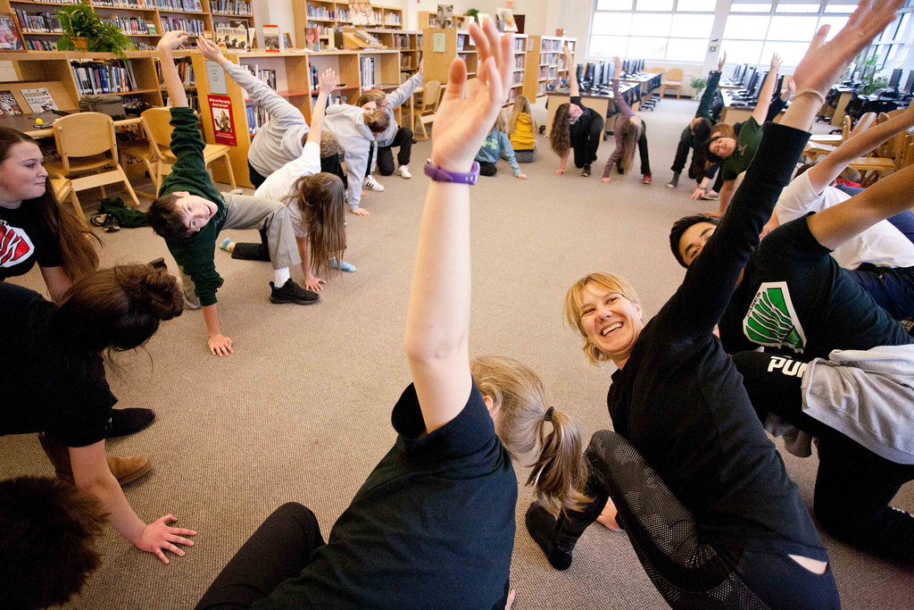 school yoga reduces children's anxiety